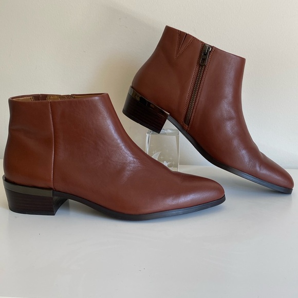 COACH Montana Classic Leather Ankle Boots Pointed Toe Size 9B Women’s - Picture 1 of 14